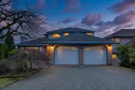 8 Greystone Place, Port Moody, BC