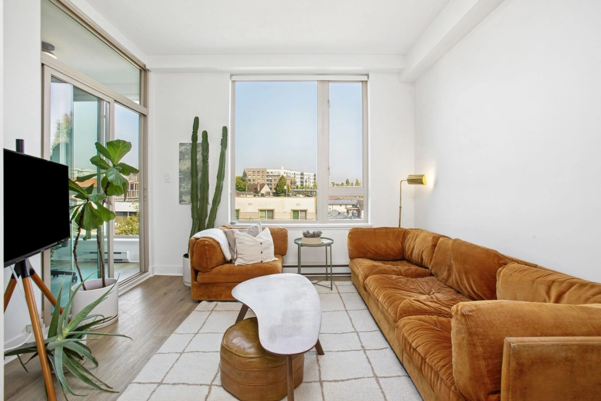 Living Room Photo of 308 688 E 17th Avenue, Vancouver, BC