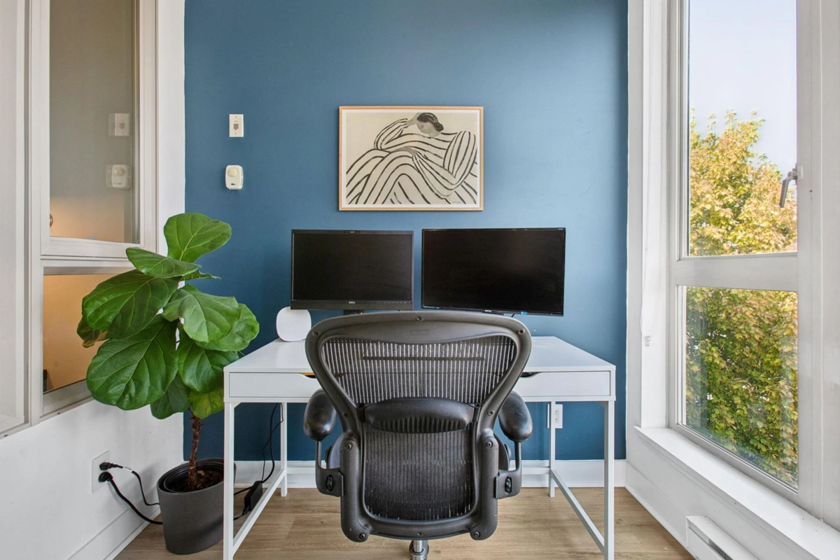 Primary Bathroom Photo of 308 688 E 17th Avenue, Vancouver, BC