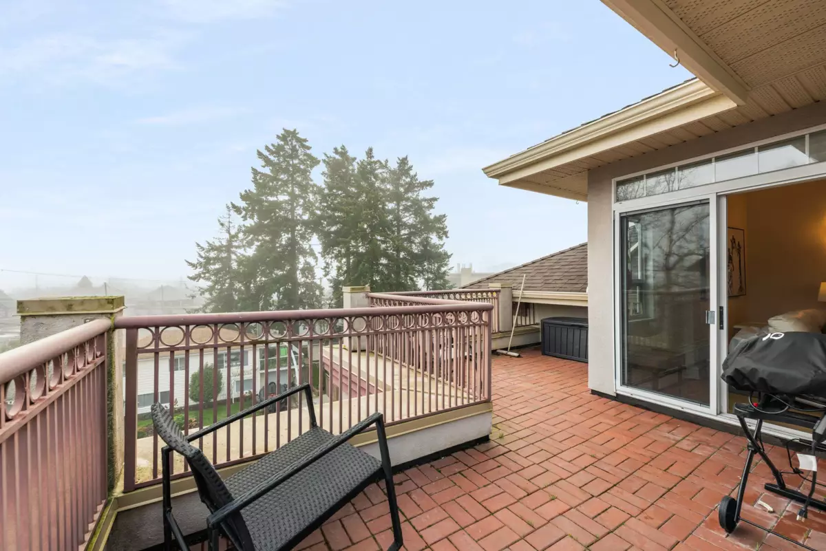 Neighborhood Park Photo Near 402 1300 Hunter Road, Delta, BC