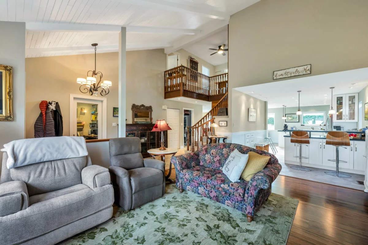 Living Room Photo of 5190 Westminster Avenue, Delta, BC