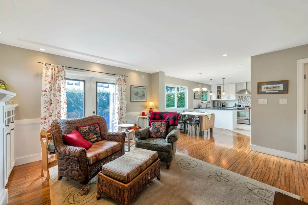 Walk-In Closet Photo of 5190 Westminster Avenue, Delta, BC