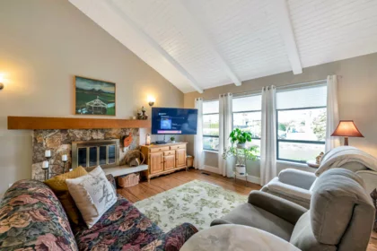 5190 Westminster Avenue, Delta, BC, Delta — Single Family Residence for sale