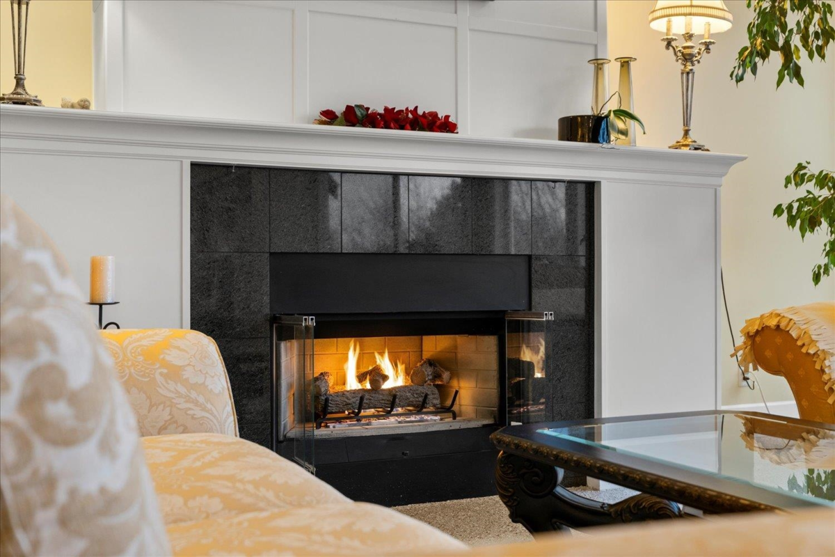 Breakfast Nook Photo of 2608 Stonecroft Drive, Abbotsford, BC