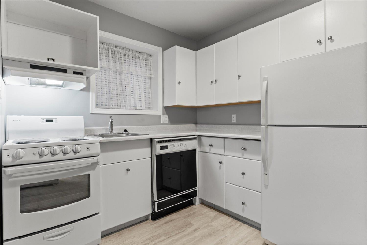 Outdoor Kitchen Photo of 2608 Stonecroft Drive, Abbotsford, BC