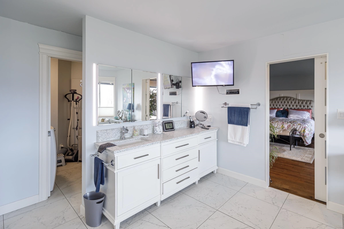 Outdoor Patio Photo of 2608 Stonecroft Drive, Abbotsford, BC