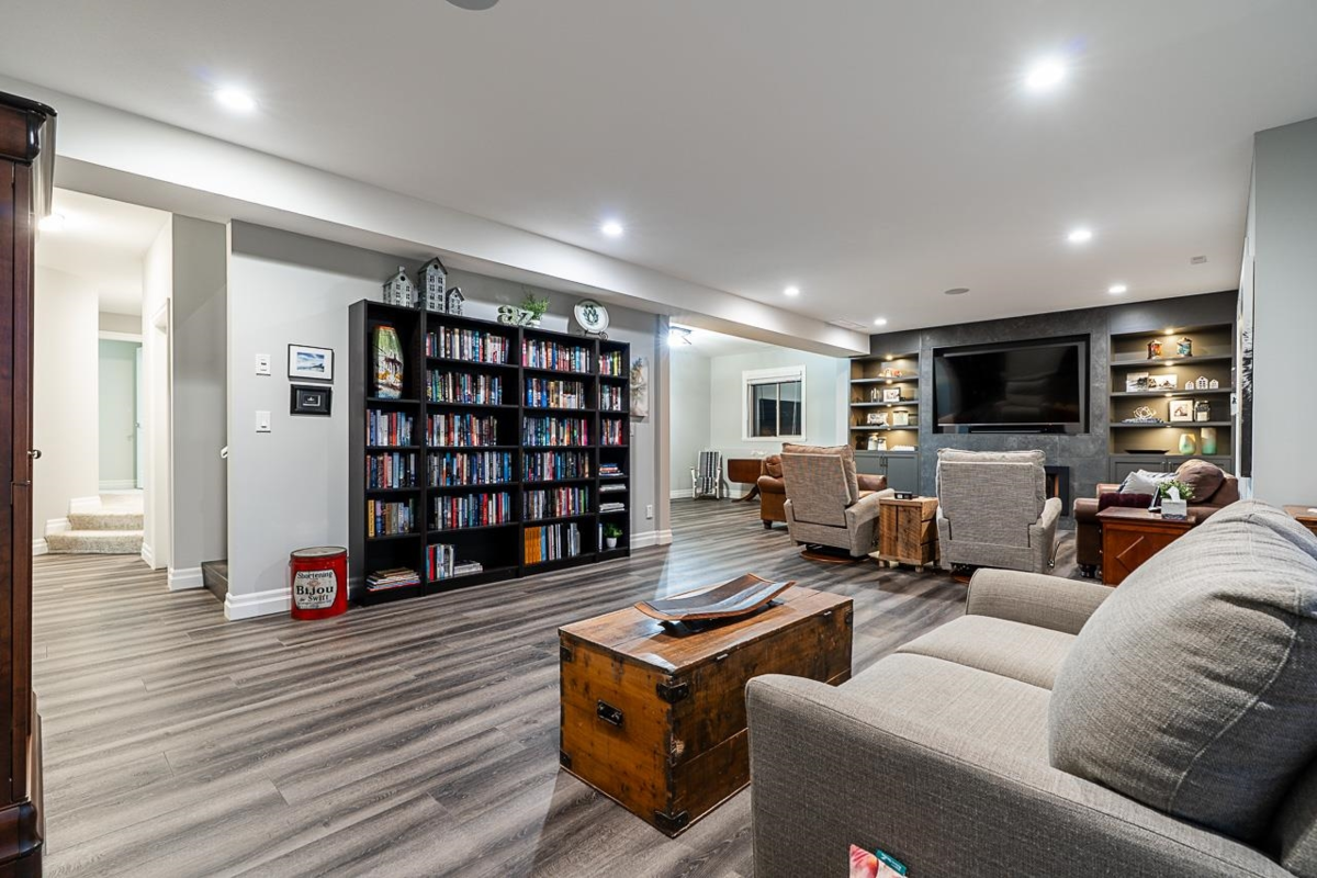 Mudroom Photo of 111 51075 Falls Court, Chilliwack, BC