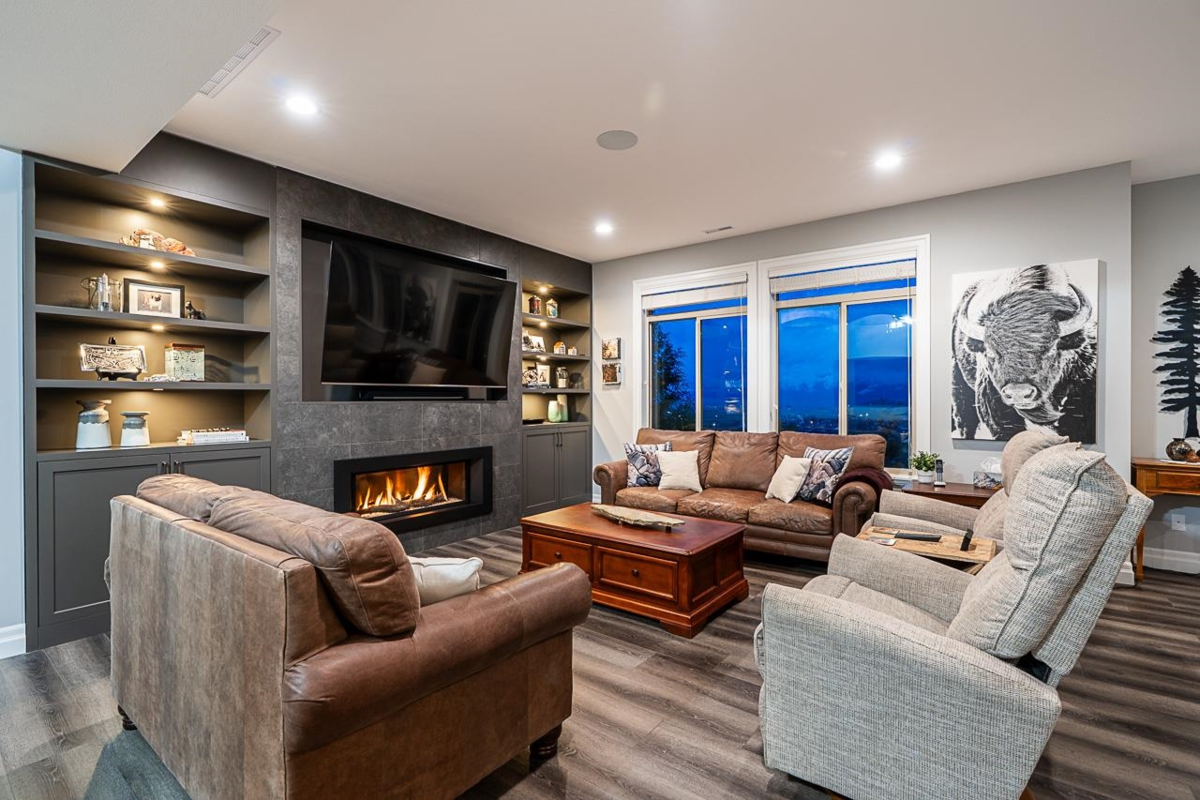 Staircase Photo of 111 51075 Falls Court, Chilliwack, BC