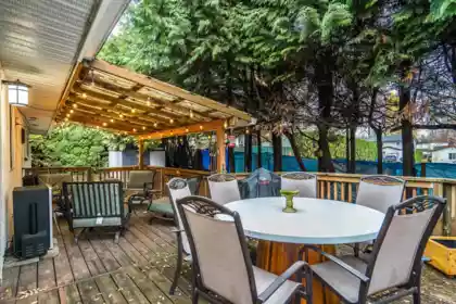 Backyard Photo of 32306 Marshall Road, Abbotsford, BC