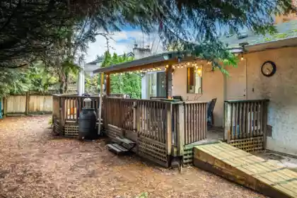 Outdoor Kitchen Photo of 32306 Marshall Road, Abbotsford, BC