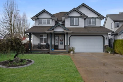 32610 Hood Avenue, Mission, BC, Mission — Single Family Residence for sale