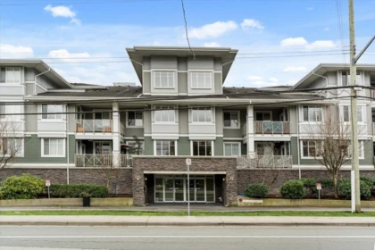 217 46262 First Avenue, Chilliwack, BC, Chilliwack — Apartment/Condo for sale