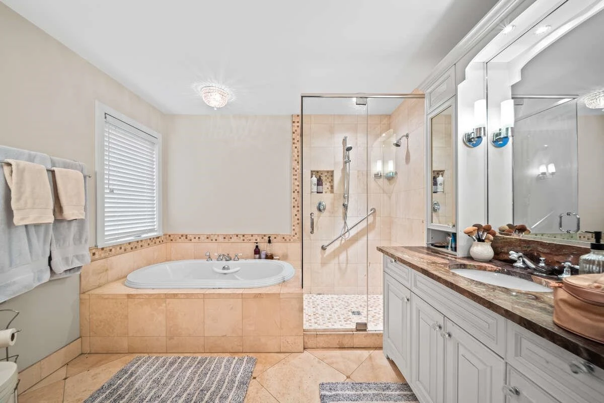 Primary Bathroom Photo of 5600 Grousewoods Place, North Vancouver, BC