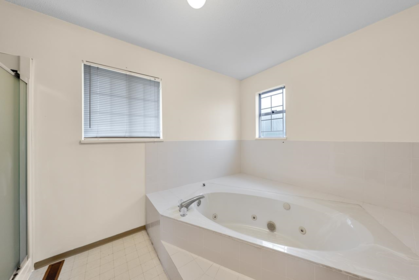 Guest Bathroom Photo of 8020 General Currie Road, Richmond, BC