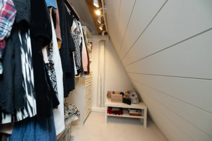 Garage Interior Photo of 46492 Valleyview Road, Chilliwack, BC