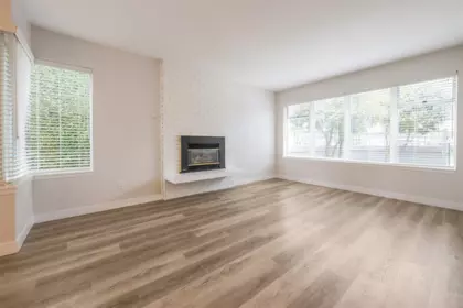 Powder Room Photo of 1 14251 18a Avenue, Surrey, BC