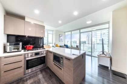 Kitchen Island Photo of 1106 6383 Mckay Avenue, Burnaby, BC