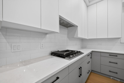 Kitchen Island Photo of 7645 197 Street, Langley, BC