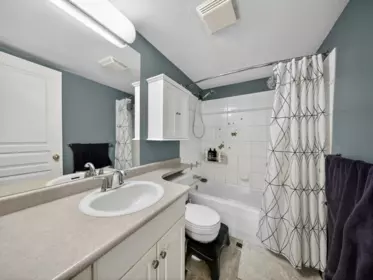 Mudroom Photo of 211 33480 George Ferguson Way, Abbotsford, BC