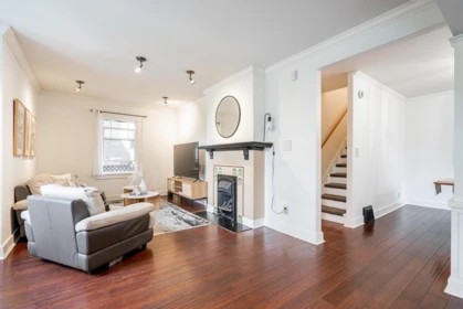 202 Seventh Street, New Westminster, BC, New Westminster — Single Family Residence for sale