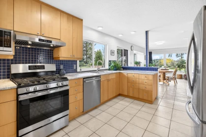 Breakfast Nook Photo of 17515 Ford Road Detour, Pitt Meadows, BC