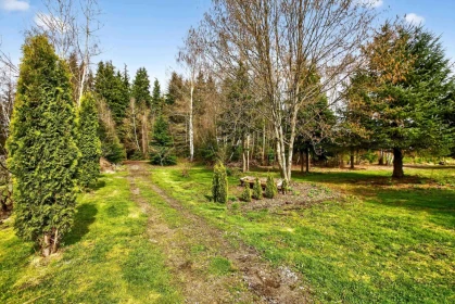 Neighborhood Park Photo Near 17515 Ford Road Detour, Pitt Meadows, BC