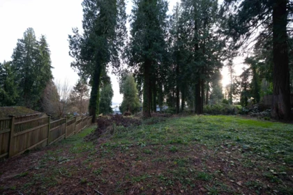 Backyard Photo of 1372 Ottawa Avenue, West Vancouver, BC