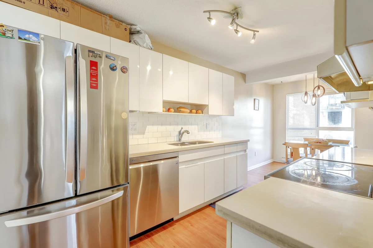 Dining Area Photo of 210 14980 101a Avenue, Surrey, BC