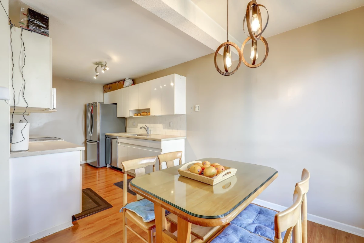 Family Room Photo of 210 14980 101a Avenue, Surrey, BC
