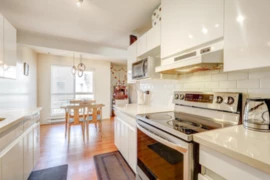 210 14980 101a Avenue, Surrey, BC