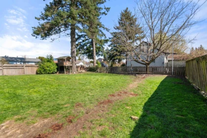 Swimming Pool Photo of 46212 Gore Avenue, Chilliwack, BC