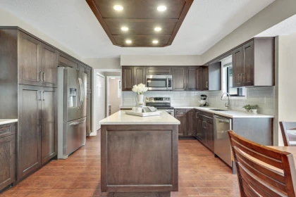 Kitchen Island Photo of 496 Glenbrook Drive, New Westminster, BC