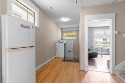 2703 Ward Street, Vancouver, BC, Vancouver — Single Family Residence for sale