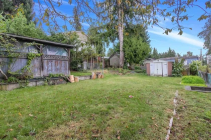 Kitchen Photo of 9892 130 Street, Surrey, BC