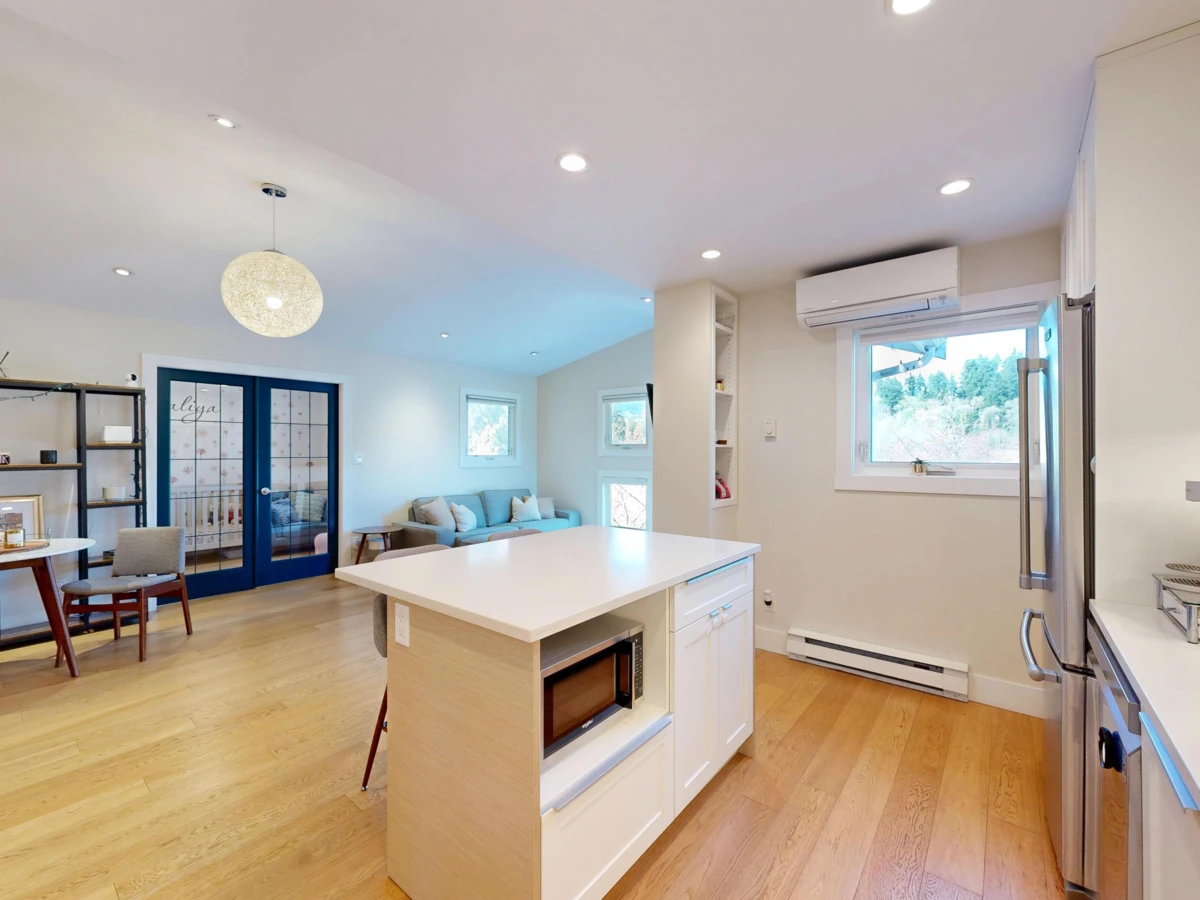 Living Room Photo of 304 1528 Bowser Avenue, North Vancouver, BC