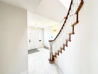 7674 Hilda Street, Burnaby, BC, Burnaby — Single Family Residence for sale