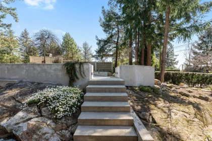 Hot Tub / Spa Photo of 6011 Eagleridge Drive, West Vancouver, BC