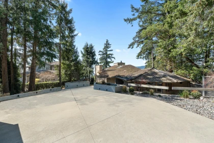 Outdoor Kitchen Photo of 6011 Eagleridge Drive, West Vancouver, BC