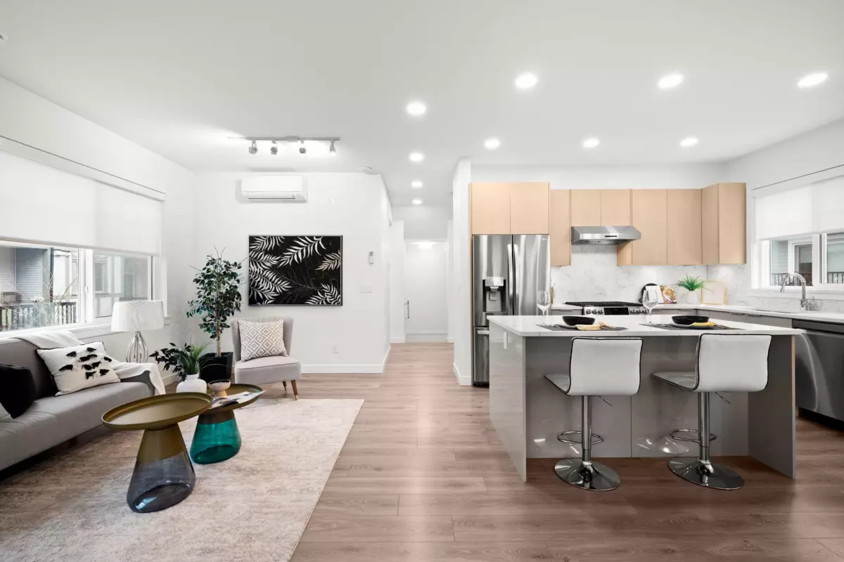 Family Room Photo of 14 7780 Bridge Street, Richmond, BC
