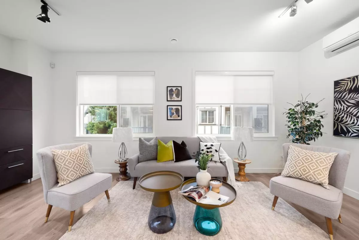 Living Room Photo of 14 7780 Bridge Street, Richmond, BC