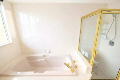 Laundry Room Photo of 2500 6521 Bonsor Avenue, Burnaby, BC