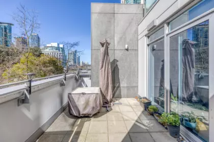 Garden / Landscaping Photo of TH29 1295 W Cordova Street, Vancouver, BC