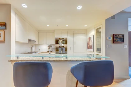 Kitchen Photo of TH29 1295 W Cordova Street, Vancouver, BC