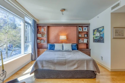Office / Den Photo of TH29 1295 W Cordova Street, Vancouver, BC