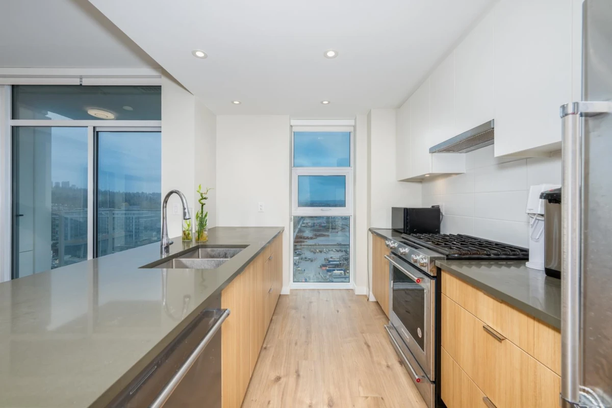 Dining Area Photo of 1507 3430 E Kent Avenue South Avenue, Vancouver, BC