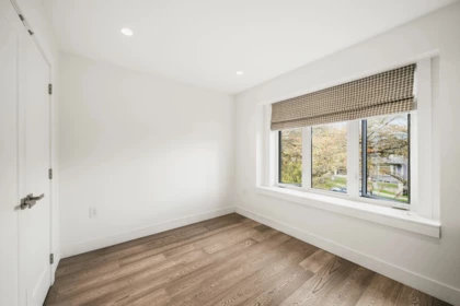 Basement Recreation Room Photo of 3128 Graveley Street, Vancouver, BC