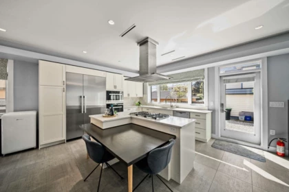 Kitchen Photo of 3128 Graveley Street, Vancouver, BC