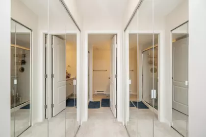 Entry Foyer Photo of 201 15110 108 Avenue, Surrey, BC