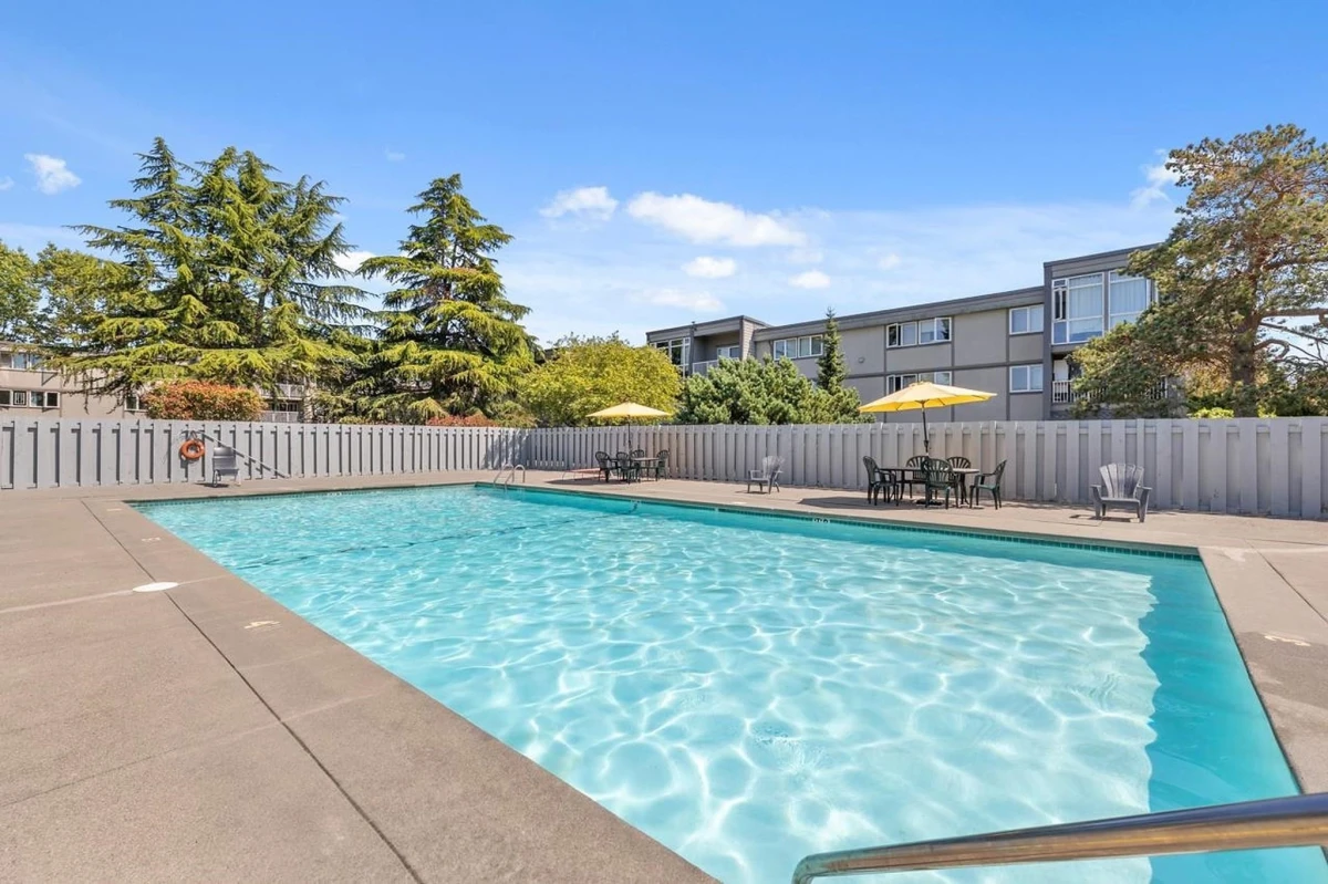 Family Room Photo of 222 3411 Springfield Drive, Richmond, BC