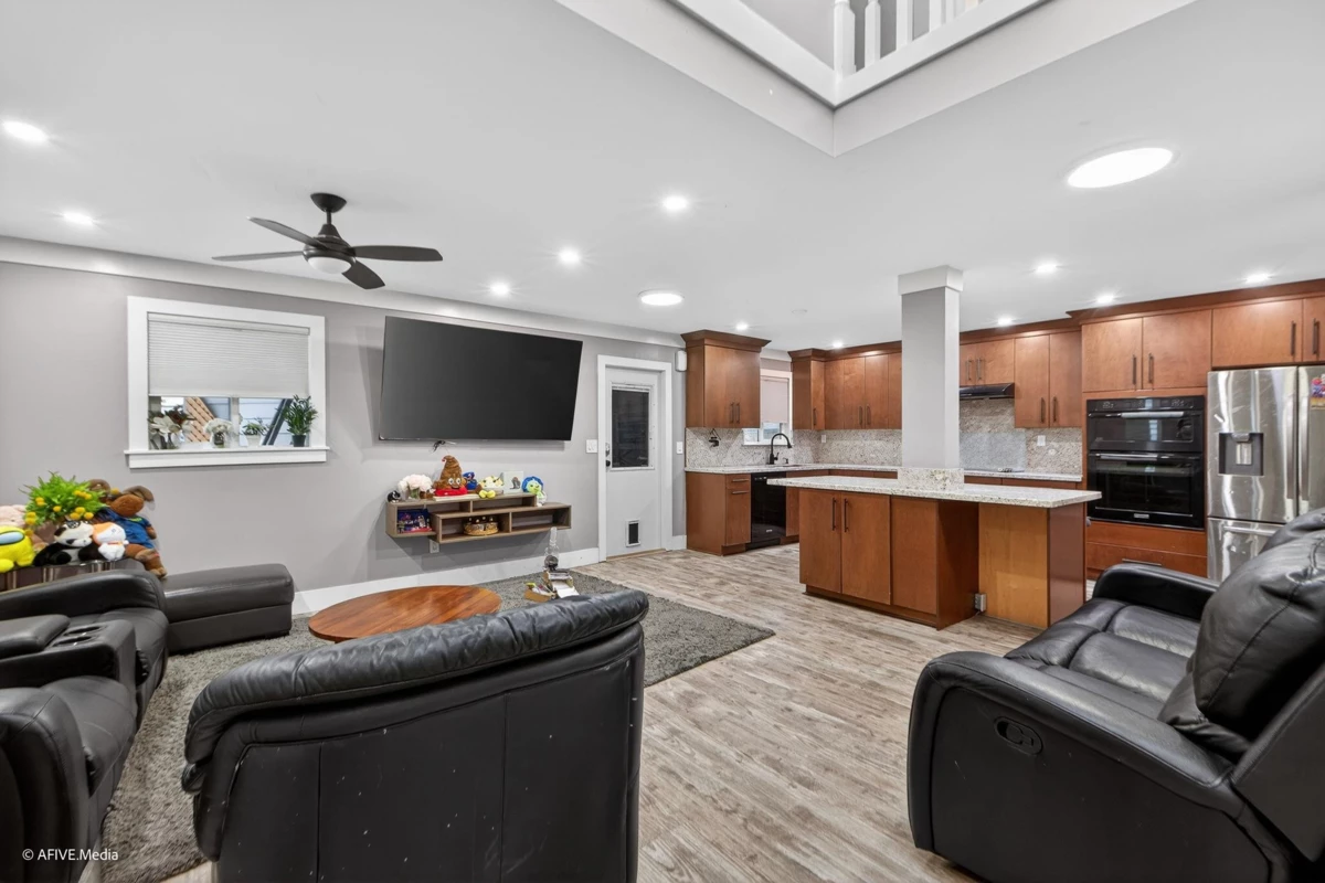 Dining Area Photo of 13812 65a Avenue, Surrey, BC